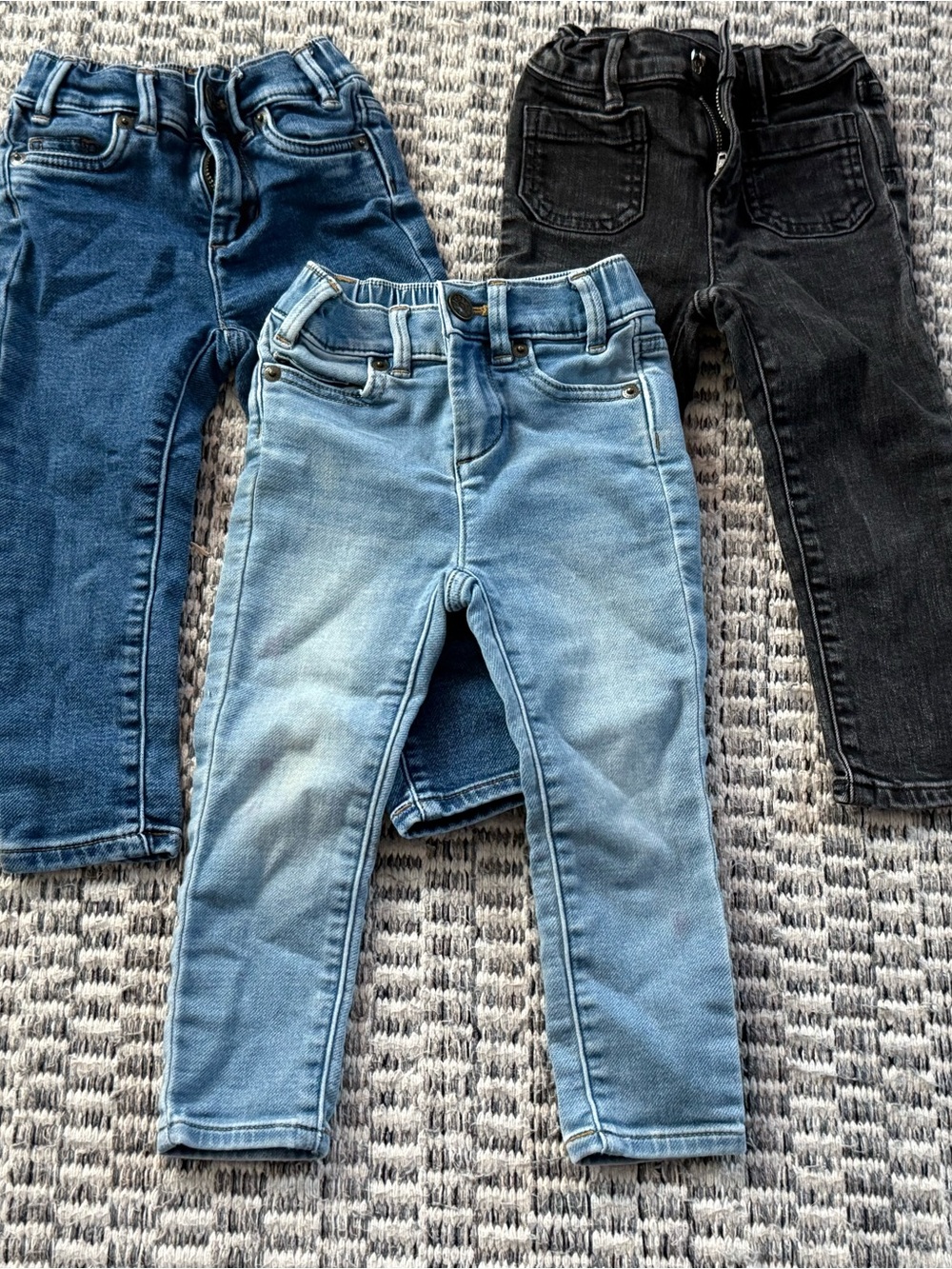 Crewcuts Three-Pack Jeans in Light Blue, Medium Blue & Black Sz 3